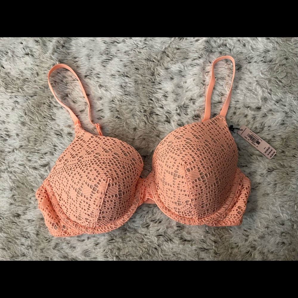 NWT Victoria’s  Secret Bra